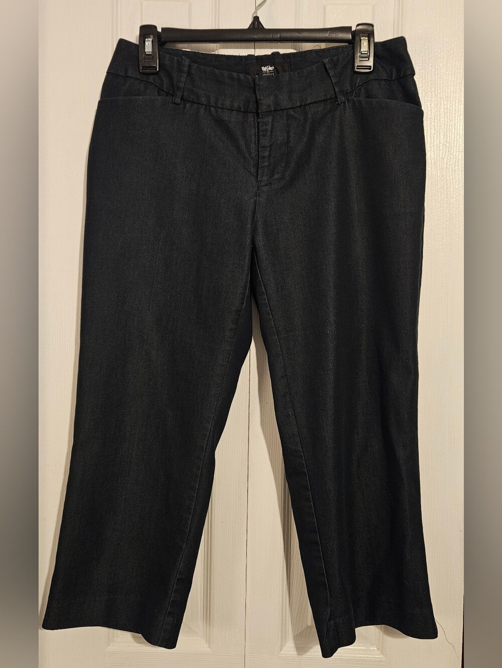 Mossimo Supply Co. Women's Blue Capris